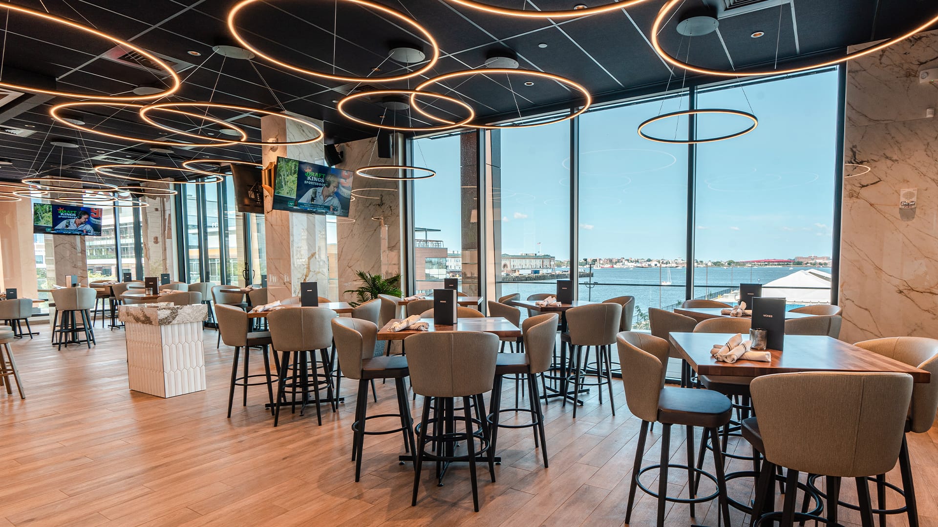 restaurant in boston with amazing views