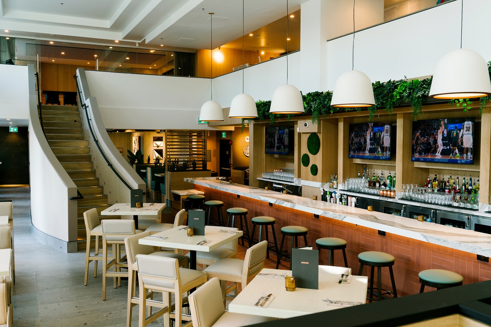 restaurant in downtown vancouver on west georgia street